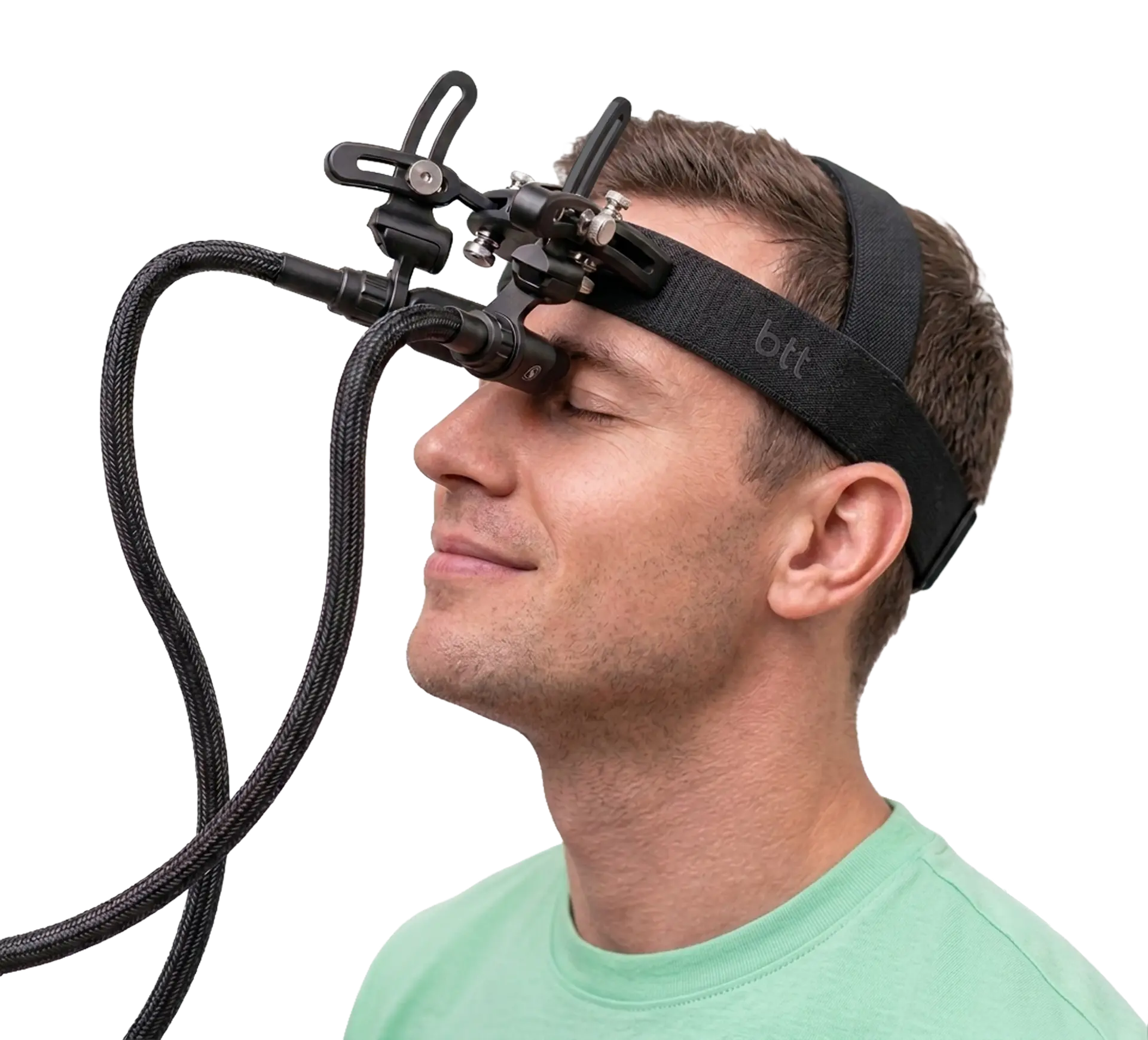 Patient undergoing a brain-guided thermodynamics treatment session